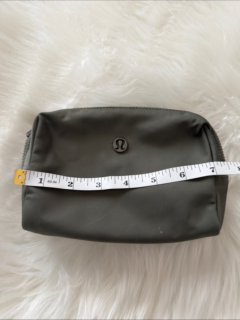 Small Lululemon Pouch - Picture 11 of 12